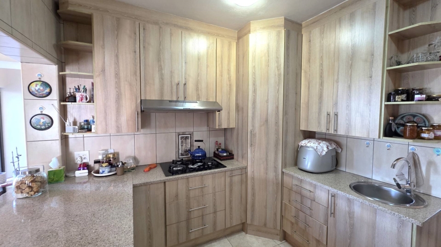 4 Bedroom Property for Sale in Leloko North West